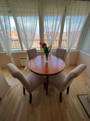 Apartment Raya
